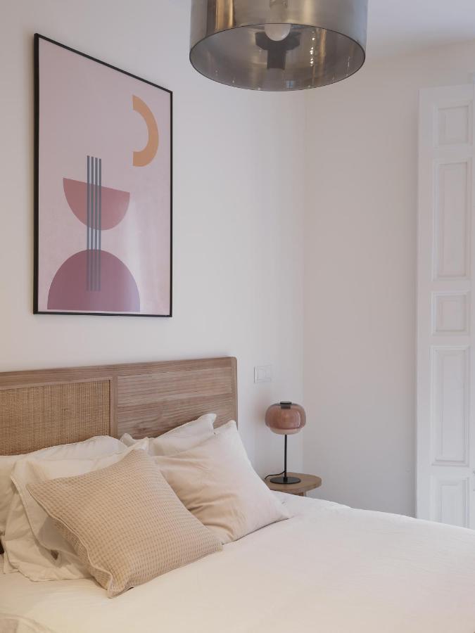 Luxury Flat Next To Gran Via Madrid Apartment Exterior photo